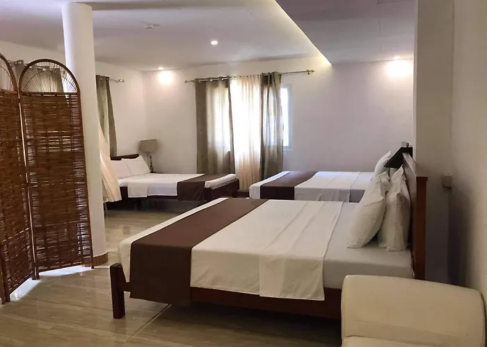 Resort Pebble 4*